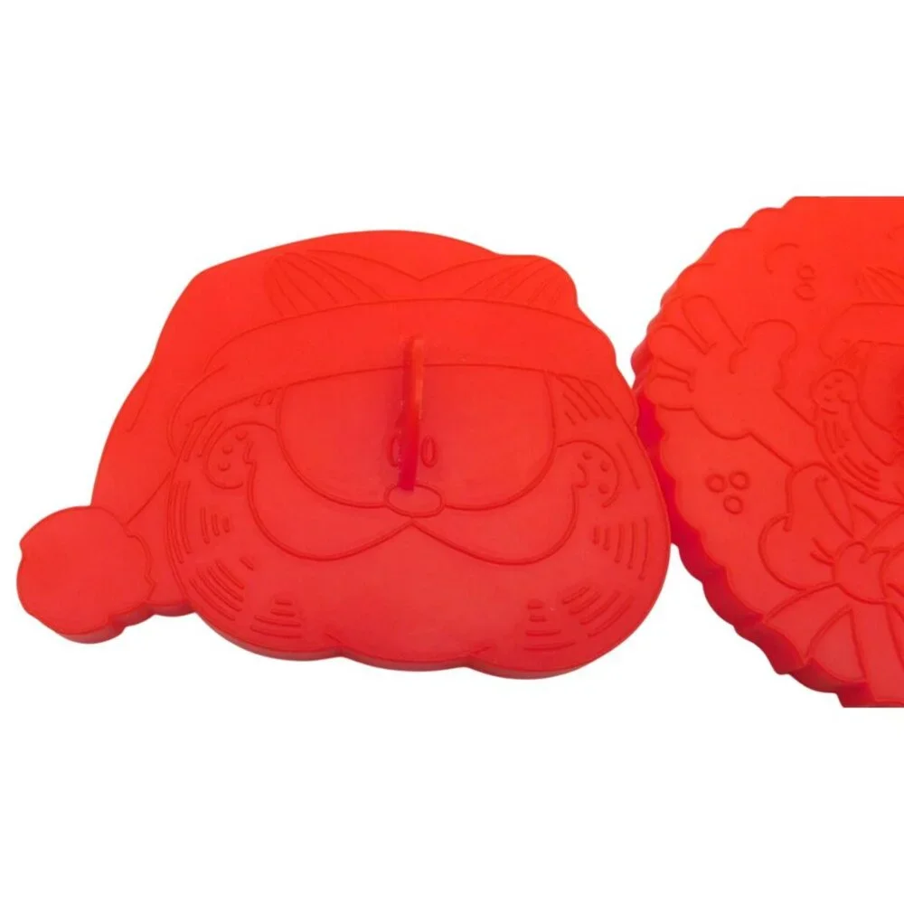 4 Garfield the Cat Christmas Cookie Cutters Lot 1970s Vintage Red Plastic Wilton